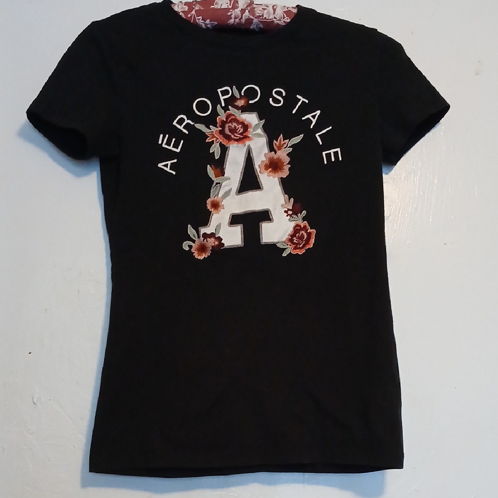 Aeropostale Black Floral Graphic Tee woman's M